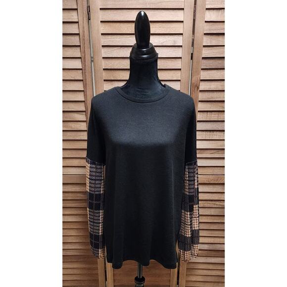 Sunshine & Rodeos New Womens Plaid Sleeve Cozy Soft Top in Black Size Medium M - Picture 2 of 8
